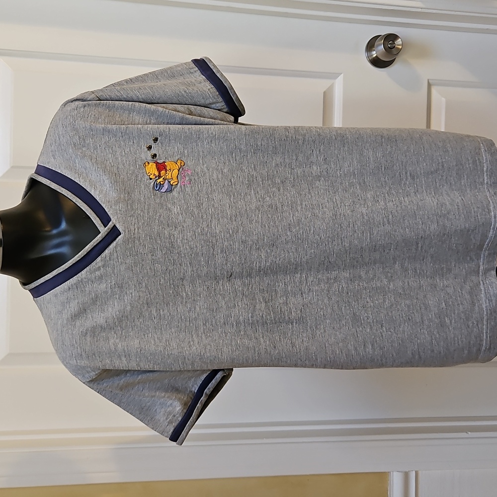 POOH Gray/Blue  V-Neck T Shirt - L